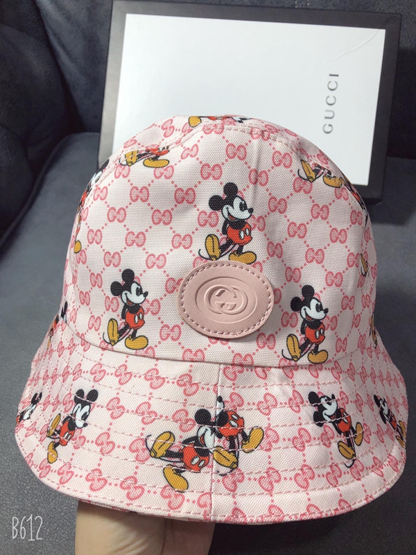 ブランド帽子正面デザイン